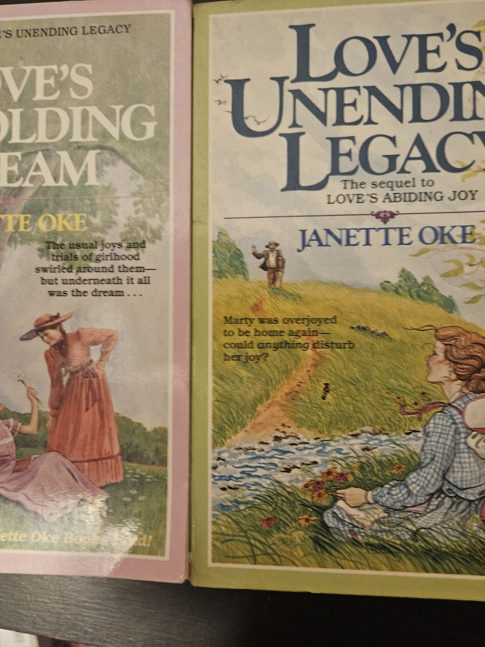 2 Janette Oke Books. Love's Un3nding Dream & Love's Unending Legacy
